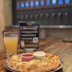 Smokin' Oak Wood-Fired Pizza & Taproom